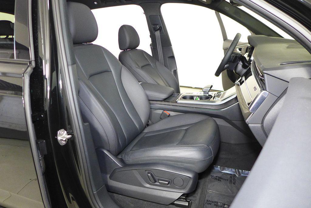 used 2022 Audi Q7 car, priced at $33,998