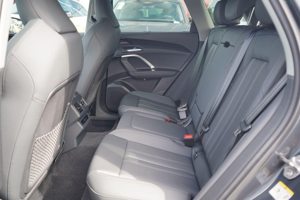new 2025 Audi Q5 car, priced at $60,160