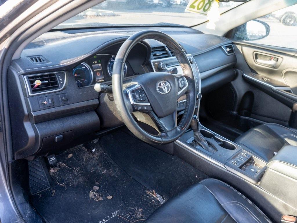 used 2015 Toyota Camry Hybrid car, priced at $9,995