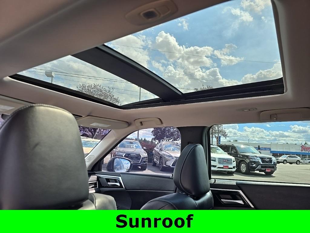 used 2022 Mitsubishi Outlander car, priced at $25,997