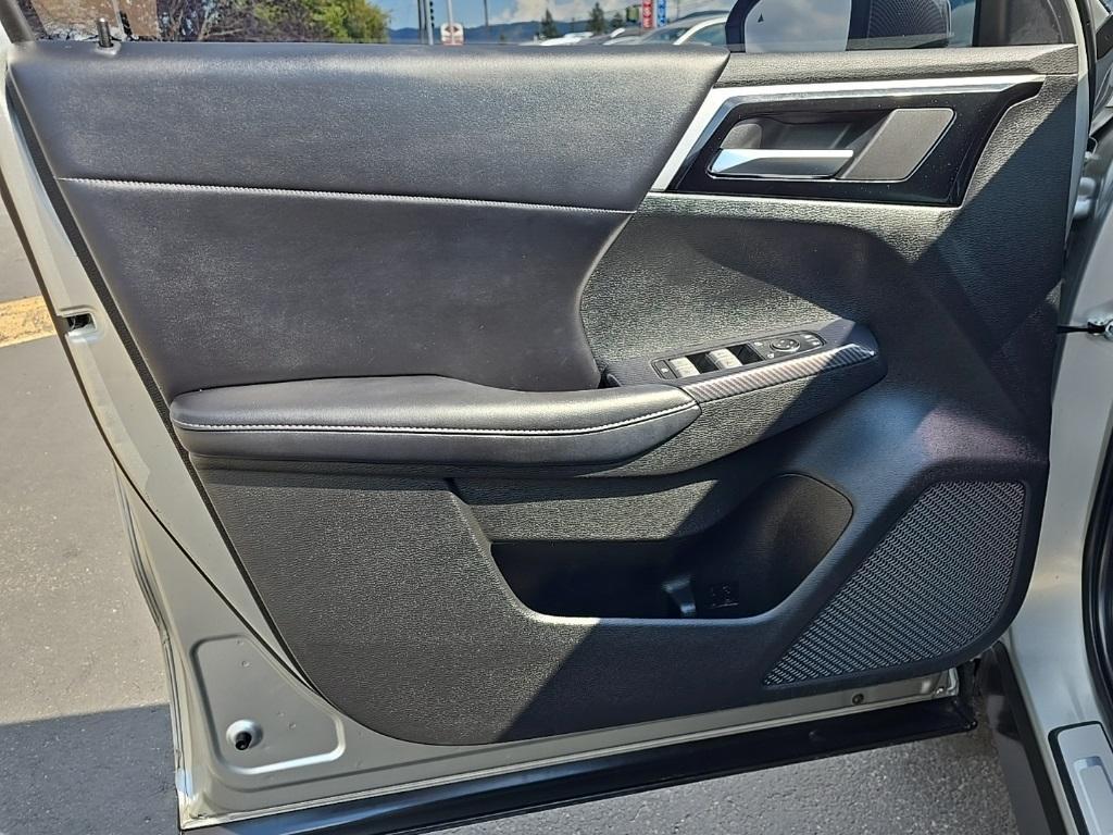 used 2022 Mitsubishi Outlander car, priced at $25,997
