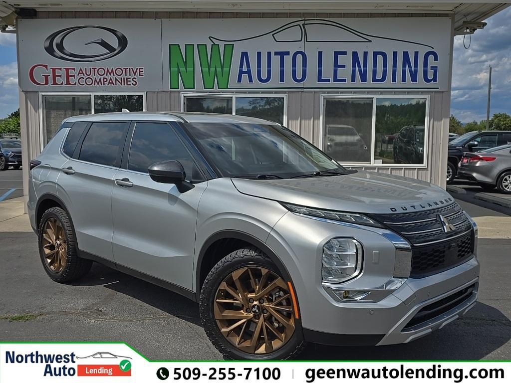 used 2022 Mitsubishi Outlander car, priced at $25,997