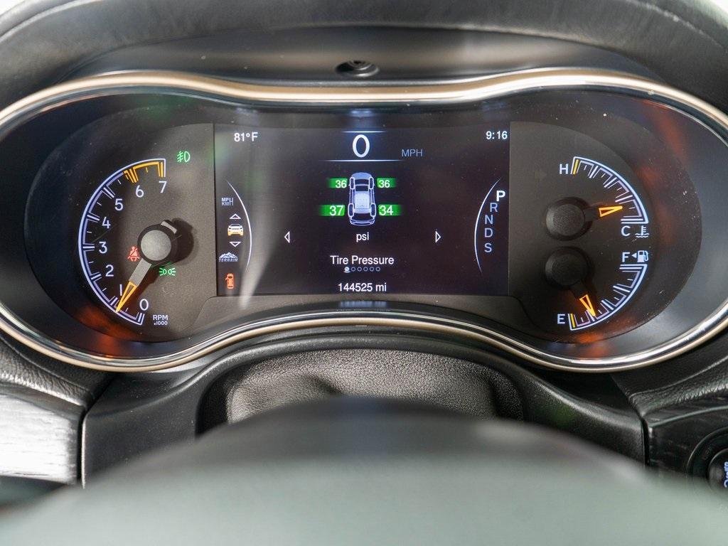 used 2014 Jeep Grand Cherokee car, priced at $13,995