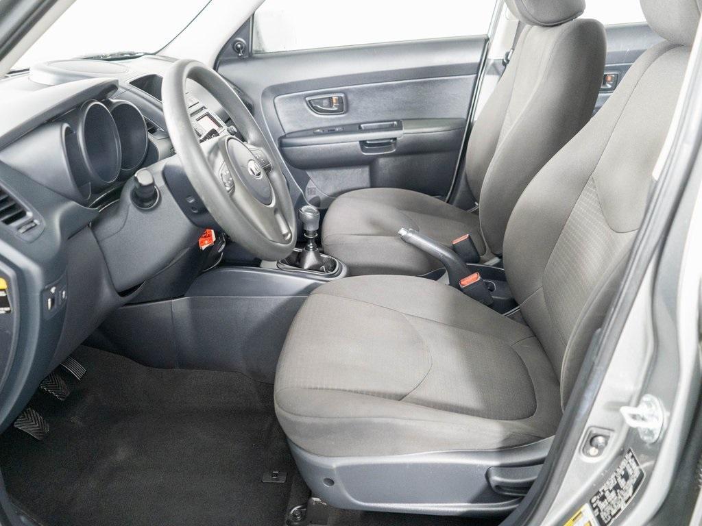 used 2013 Kia Soul car, priced at $5,998