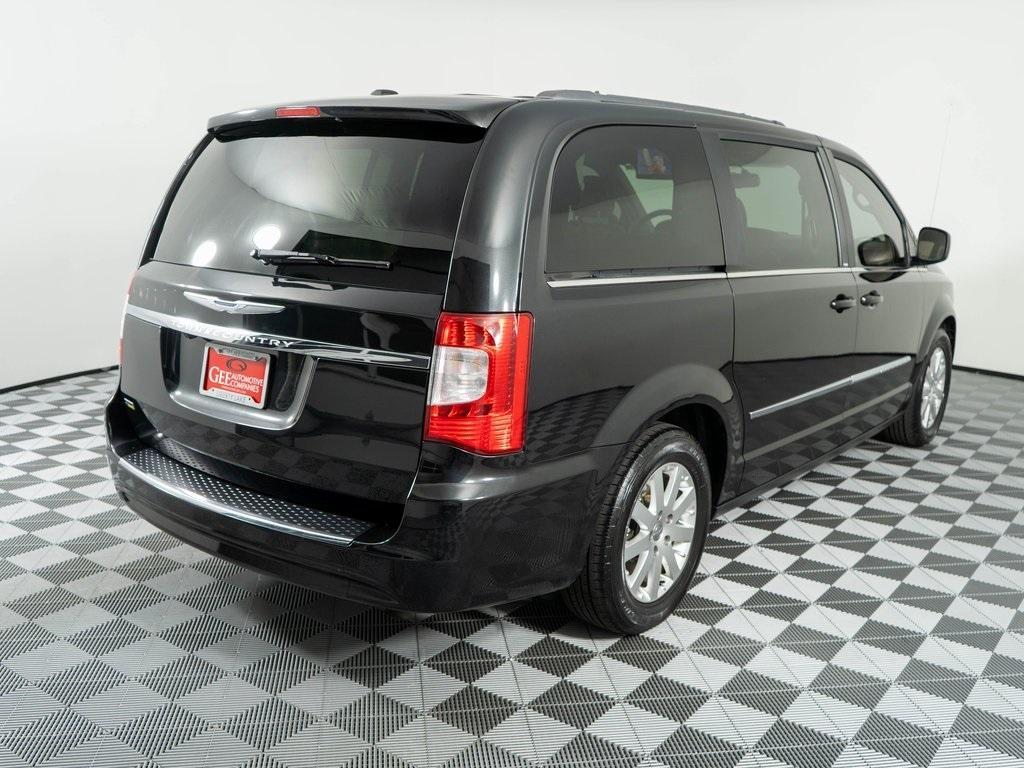 used 2014 Chrysler Town & Country car, priced at $8,994
