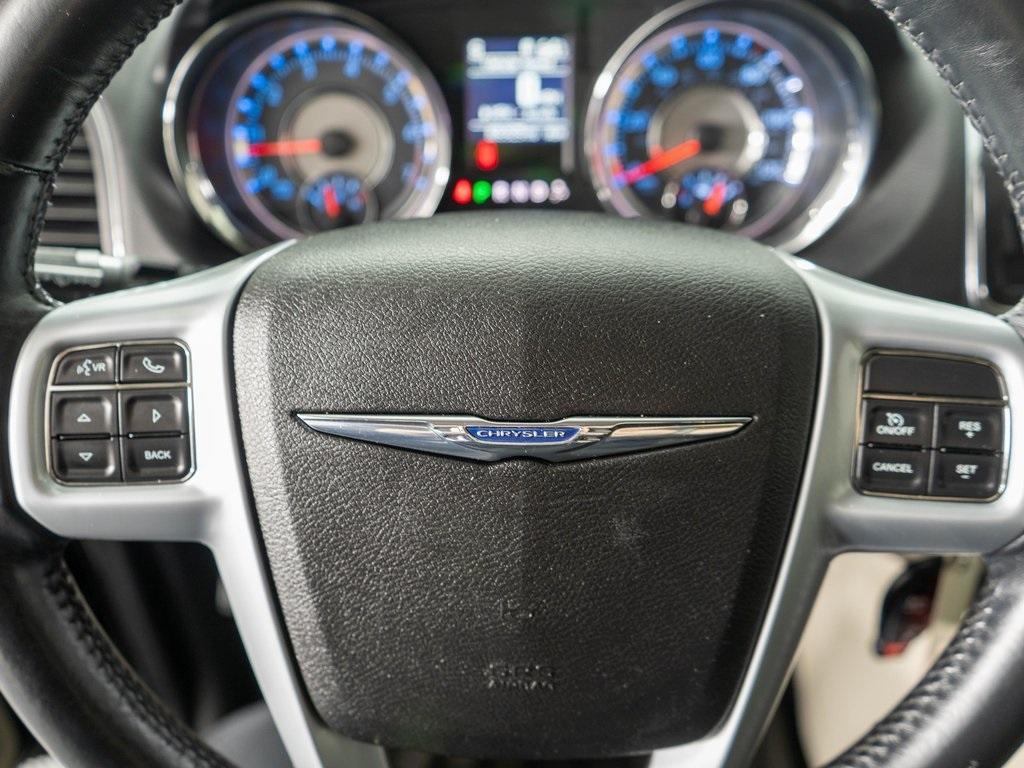 used 2014 Chrysler Town & Country car, priced at $8,994