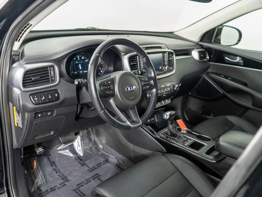 used 2016 Kia Sorento car, priced at $13,991
