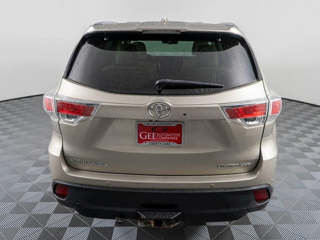 used 2014 Toyota Highlander car, priced at $17,994