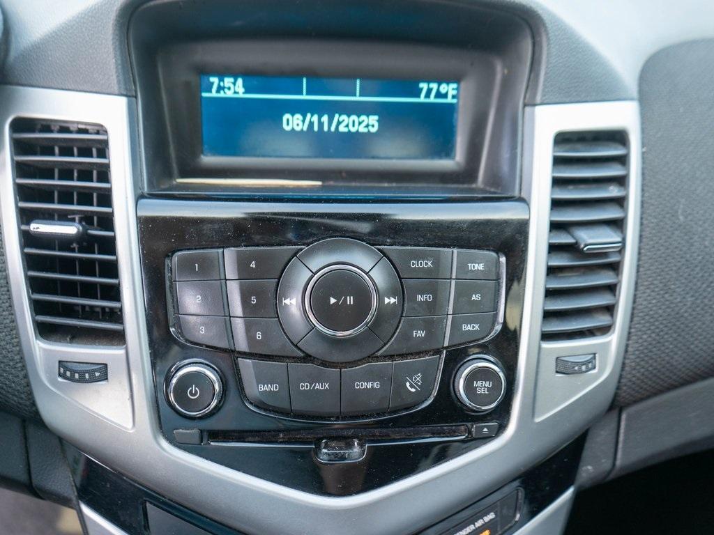 used 2015 Chevrolet Cruze car, priced at $7,995