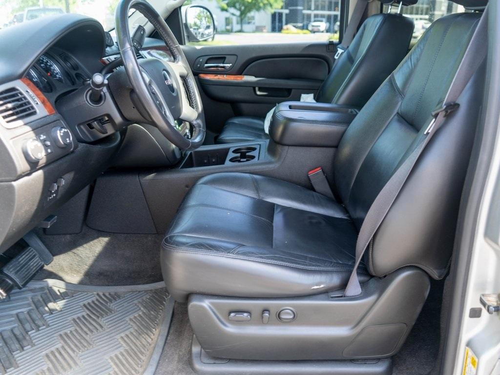 used 2011 GMC Yukon car, priced at $13,995