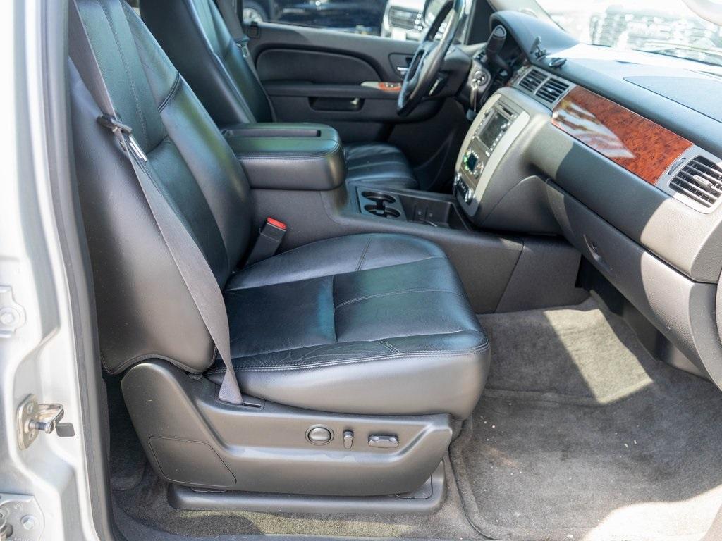 used 2011 GMC Yukon car, priced at $13,995