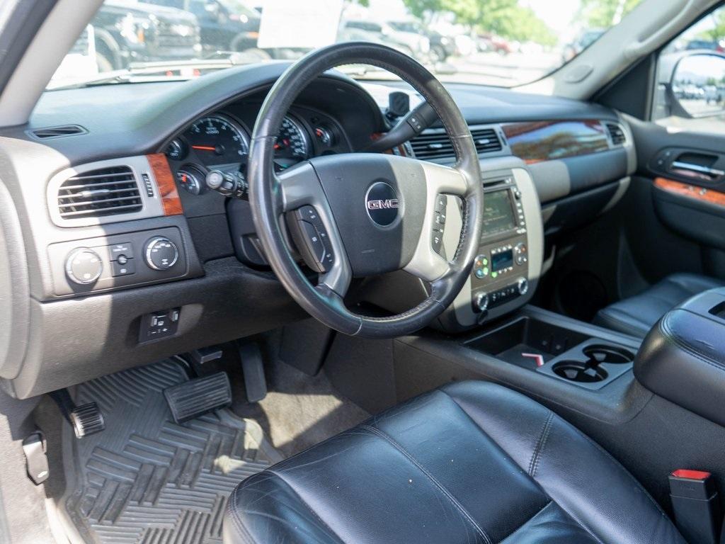 used 2011 GMC Yukon car, priced at $13,995