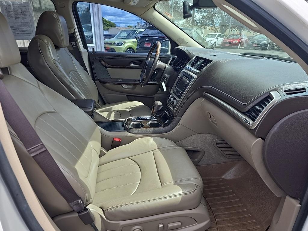 used 2014 GMC Acadia car, priced at $14,995