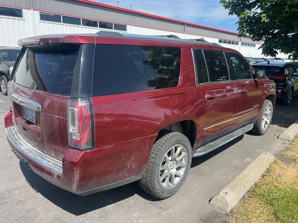used 2020 GMC Yukon XL car, priced at $31,995