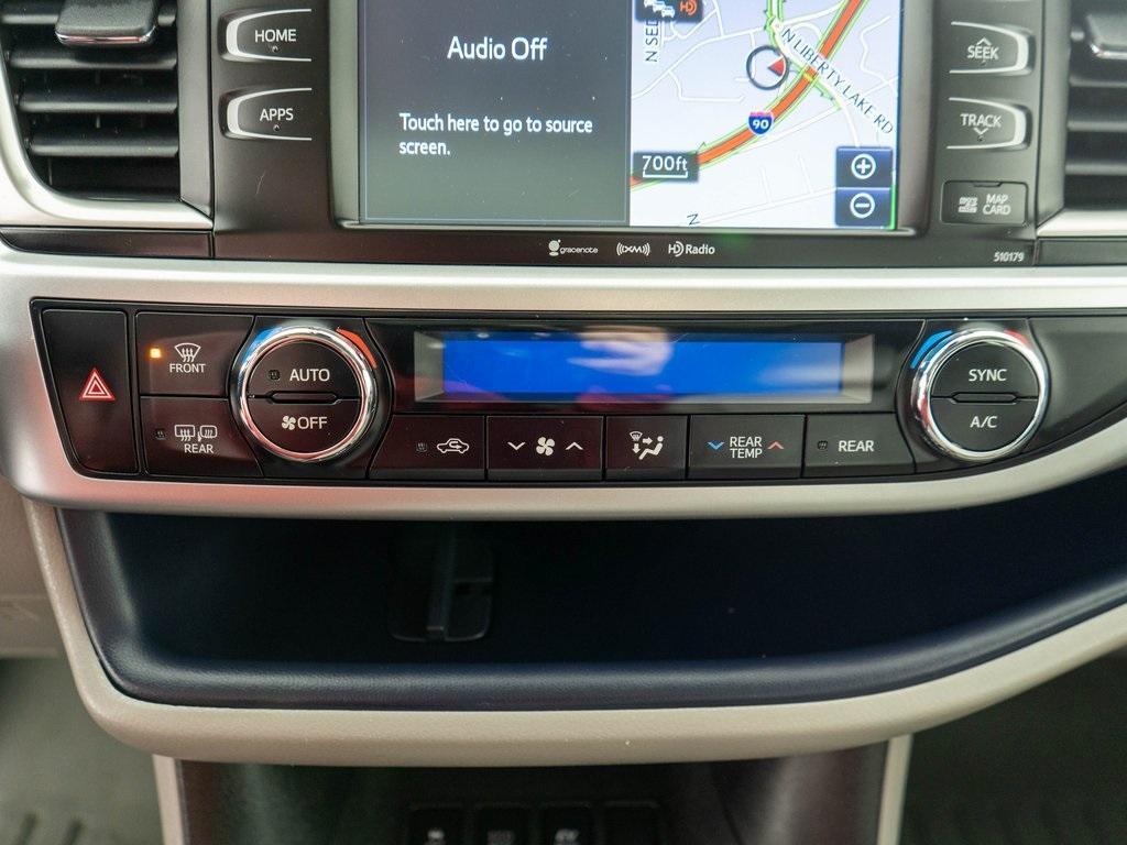 used 2017 Toyota Highlander Hybrid car, priced at $22,995