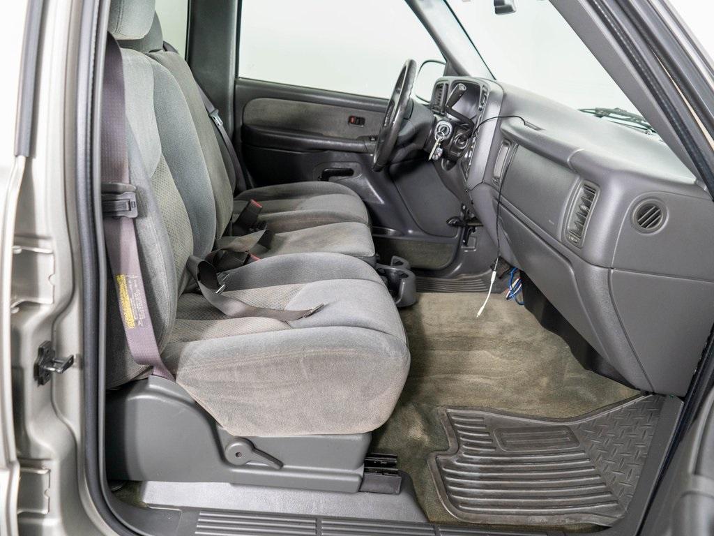 used 2003 Chevrolet Silverado 2500 car, priced at $8,995