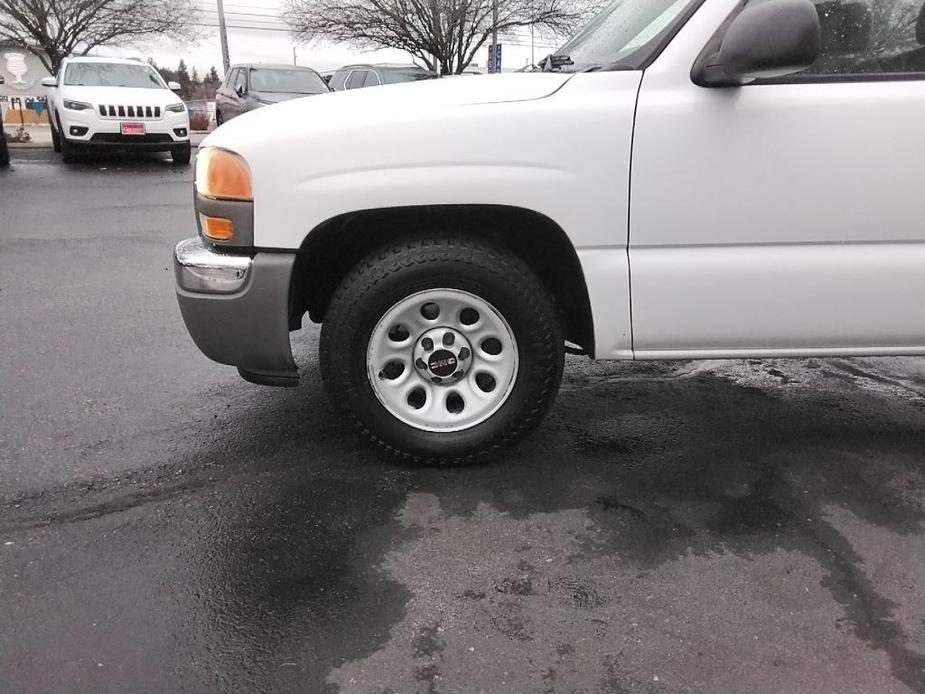 used 2005 GMC Sierra 1500 car, priced at $6,589