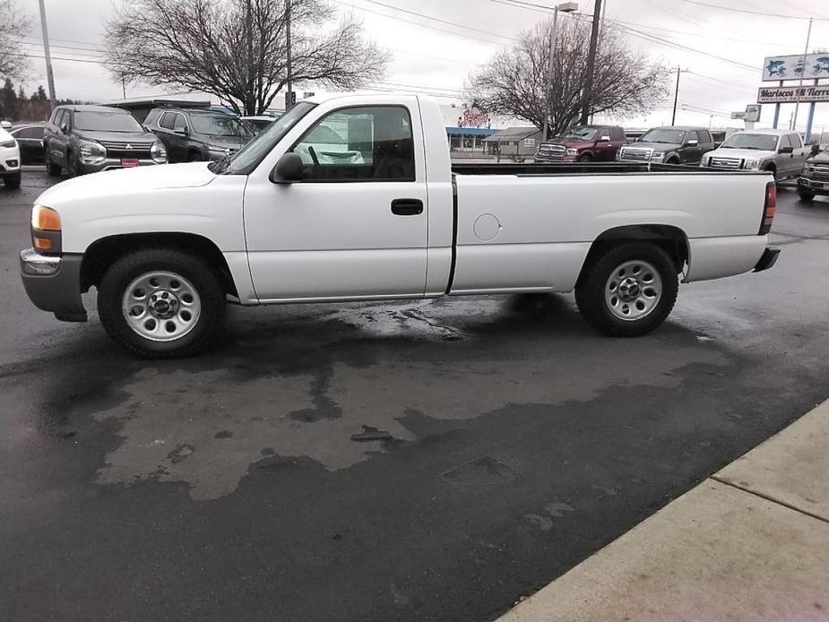 used 2005 GMC Sierra 1500 car, priced at $6,589