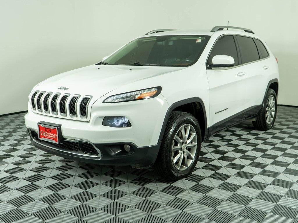 used 2018 Jeep Cherokee car, priced at $10,998