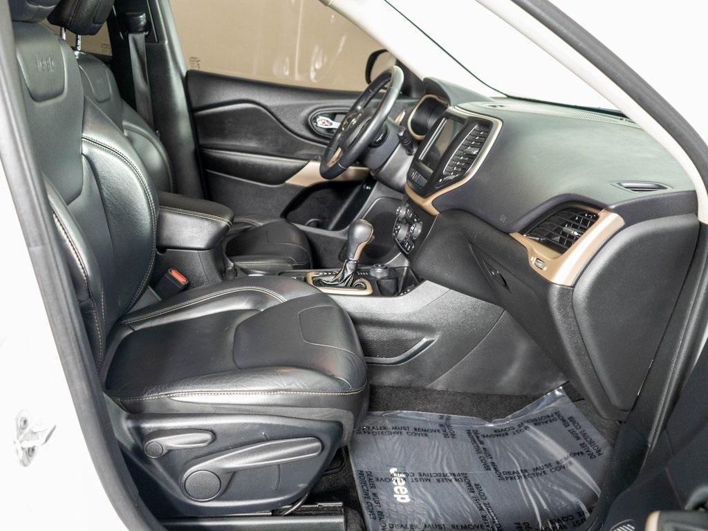 used 2018 Jeep Cherokee car, priced at $10,998