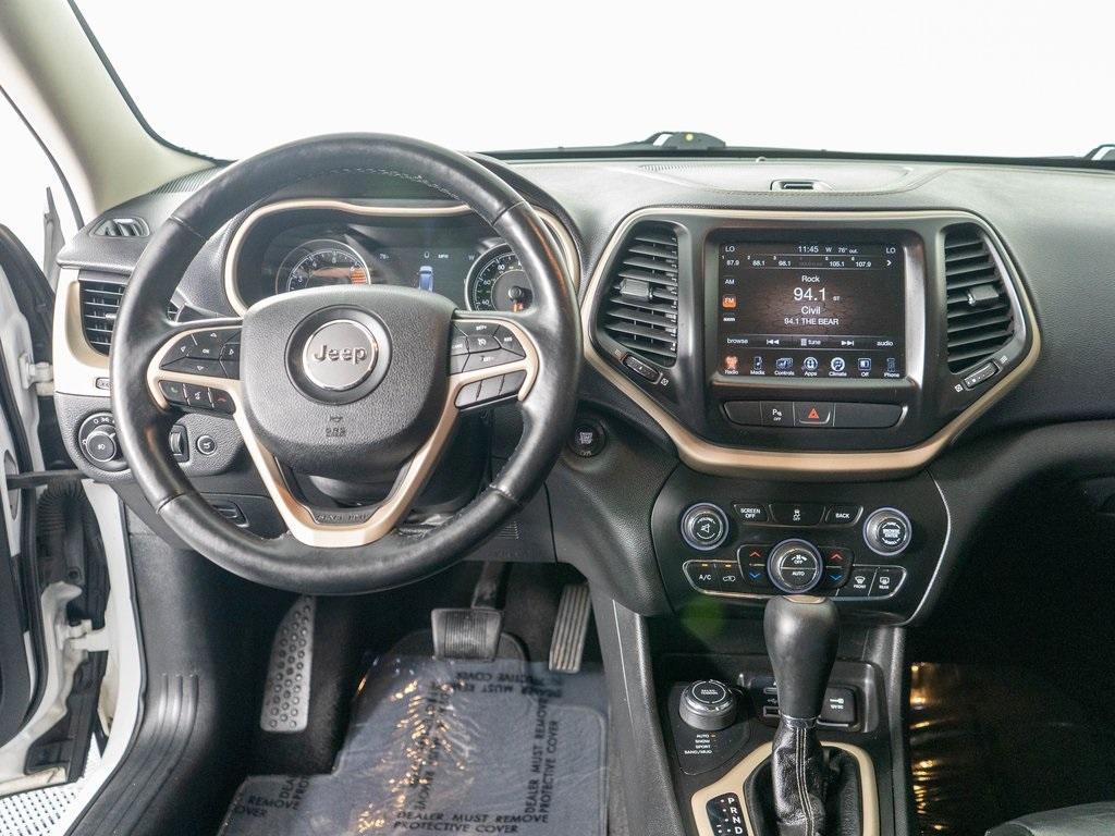 used 2018 Jeep Cherokee car, priced at $10,998