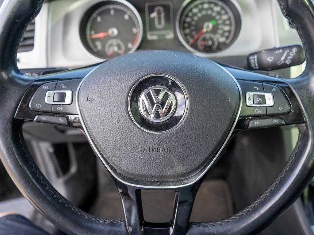 used 2015 Volkswagen Golf SportWagen car, priced at $10,995