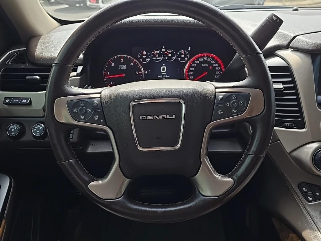 used 2015 GMC Yukon XL car, priced at $22,997