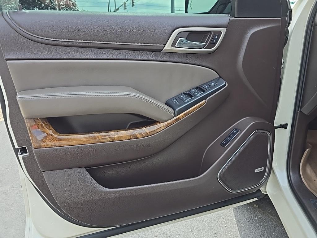 used 2015 GMC Yukon XL car, priced at $22,997