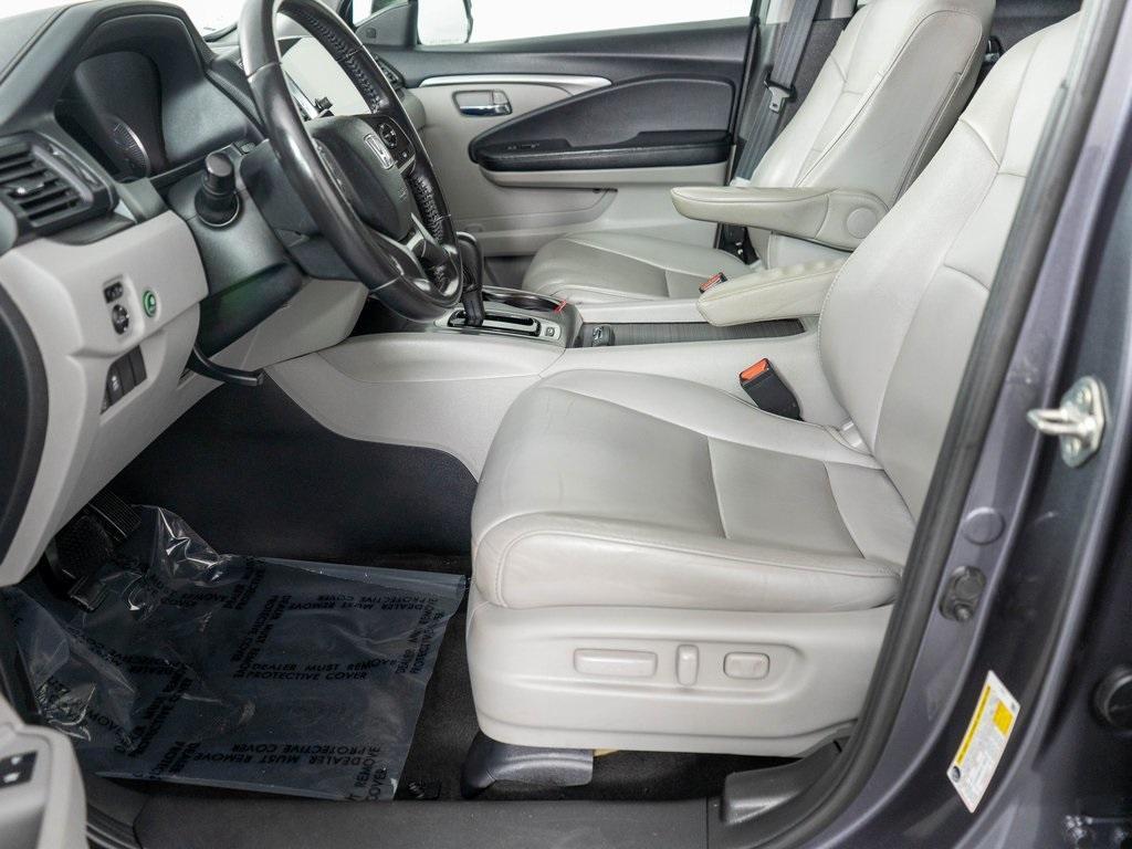 used 2019 Honda Pilot car, priced at $15,999