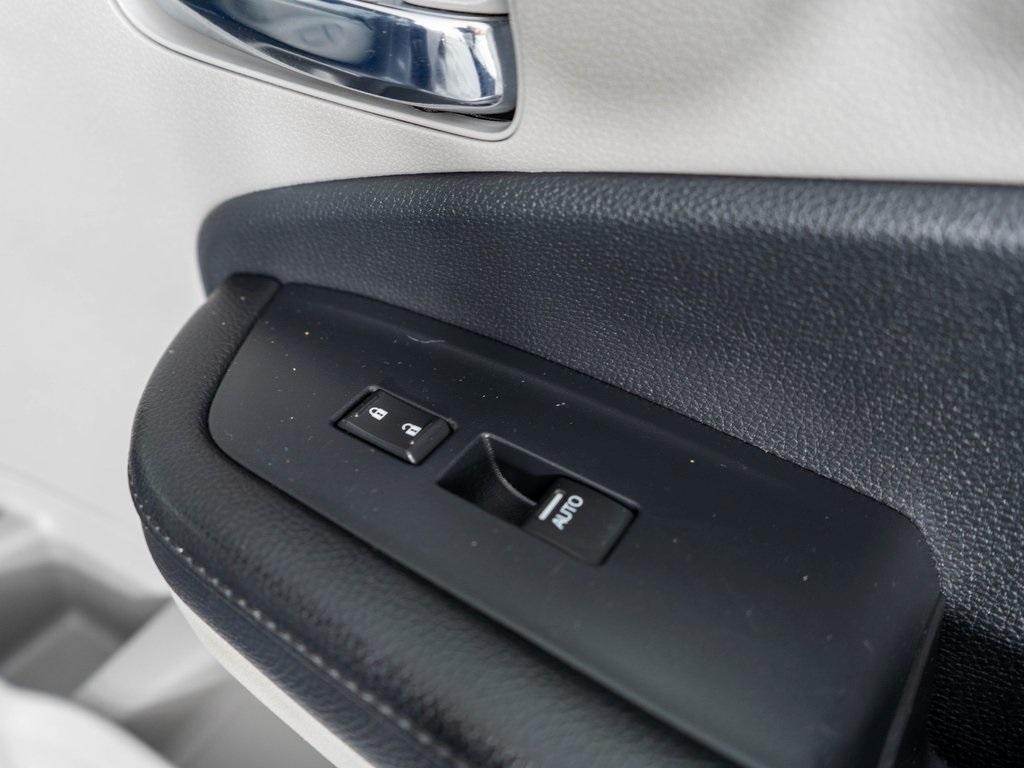 used 2019 Honda Pilot car, priced at $15,999