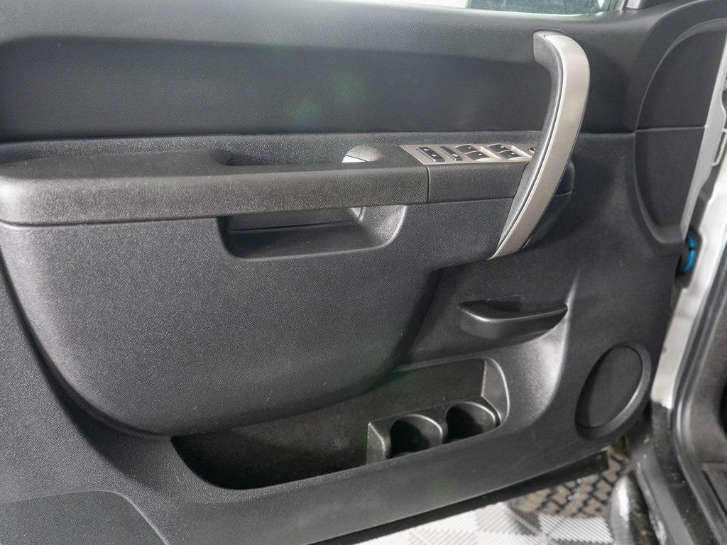 used 2011 Chevrolet Silverado 2500 car, priced at $19,995