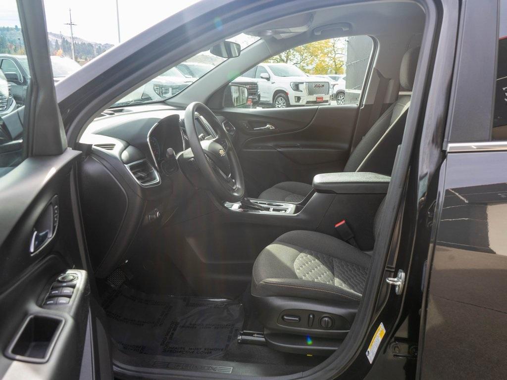 used 2021 Chevrolet Equinox car, priced at $18,996