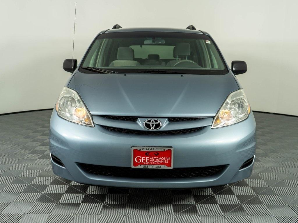 used 2006 Toyota Sienna car, priced at $8,989