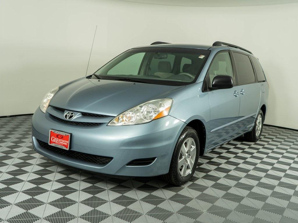 used 2006 Toyota Sienna car, priced at $8,989