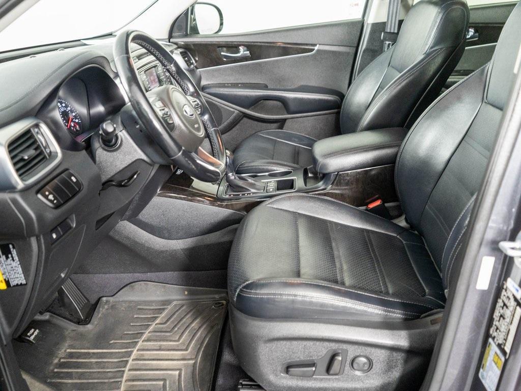 used 2016 Kia Sorento car, priced at $11,994