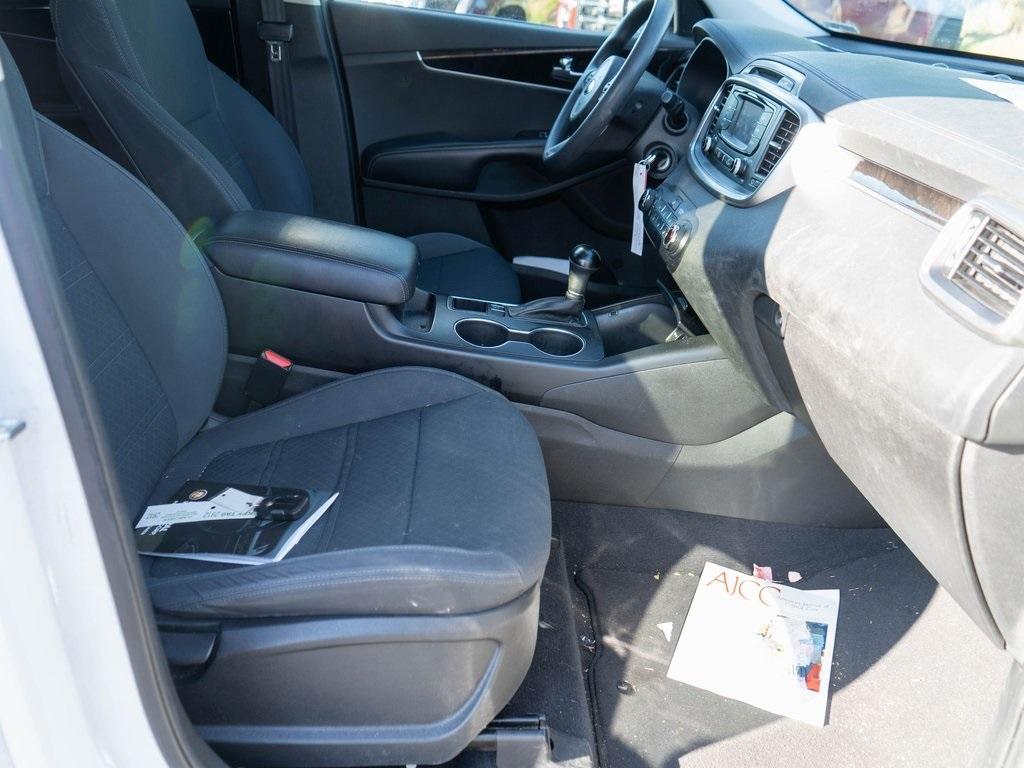 used 2018 Kia Sorento car, priced at $12,995