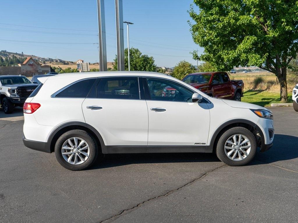used 2018 Kia Sorento car, priced at $12,995