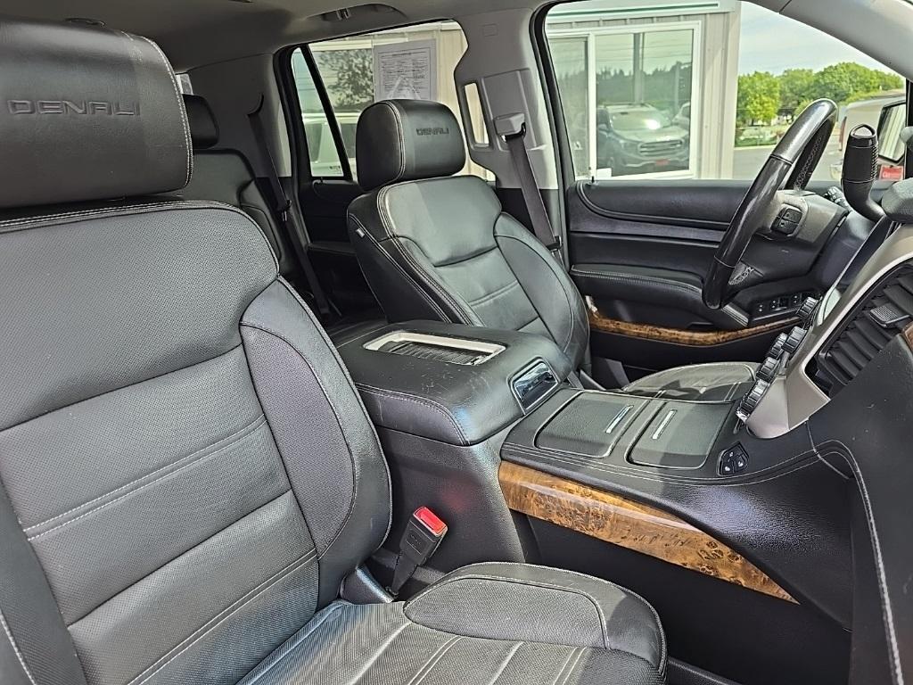 used 2016 GMC Yukon car, priced at $25,994