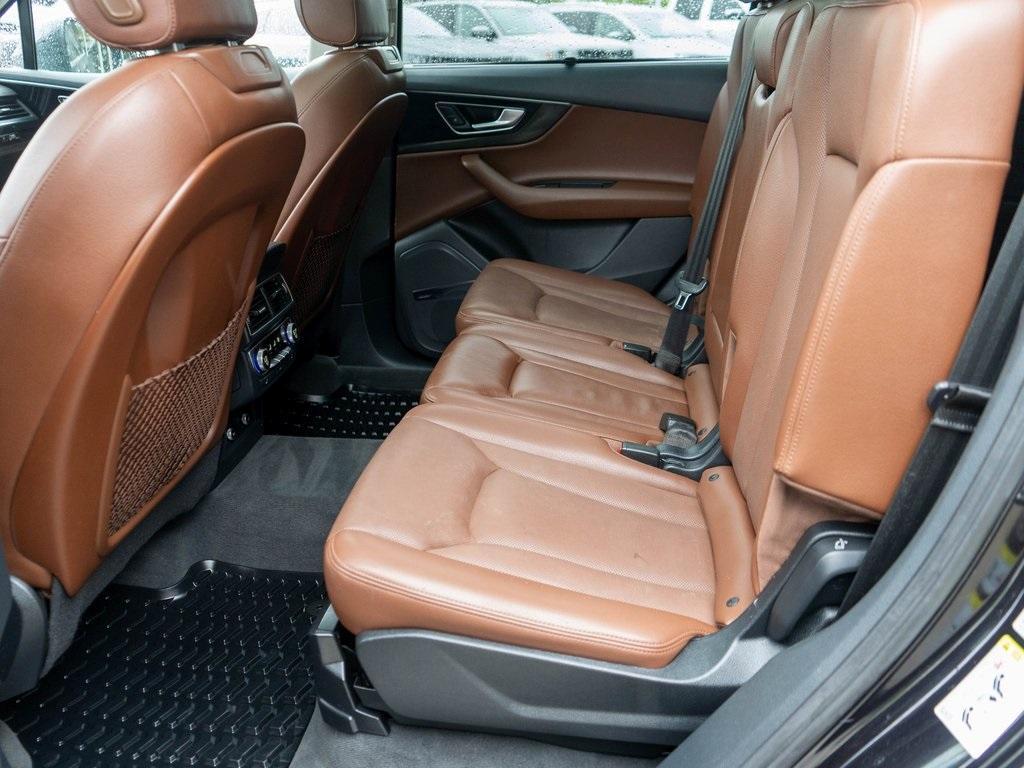 used 2018 Audi Q7 car, priced at $23,770