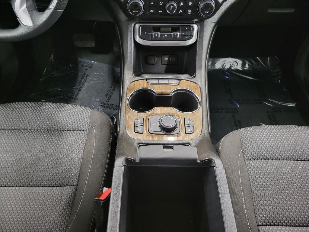 used 2023 GMC Acadia car, priced at $30,008