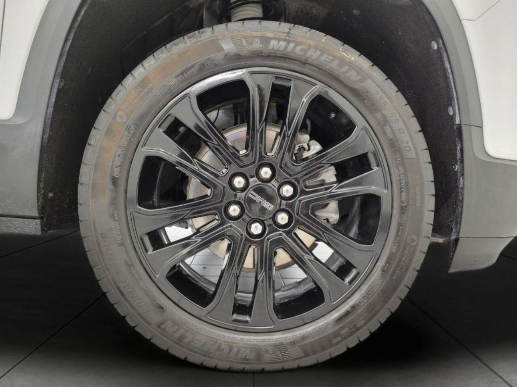 used 2023 GMC Acadia car, priced at $30,008