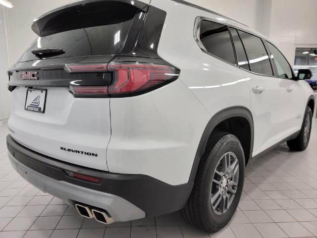 used 2025 GMC Acadia car, priced at $39,062