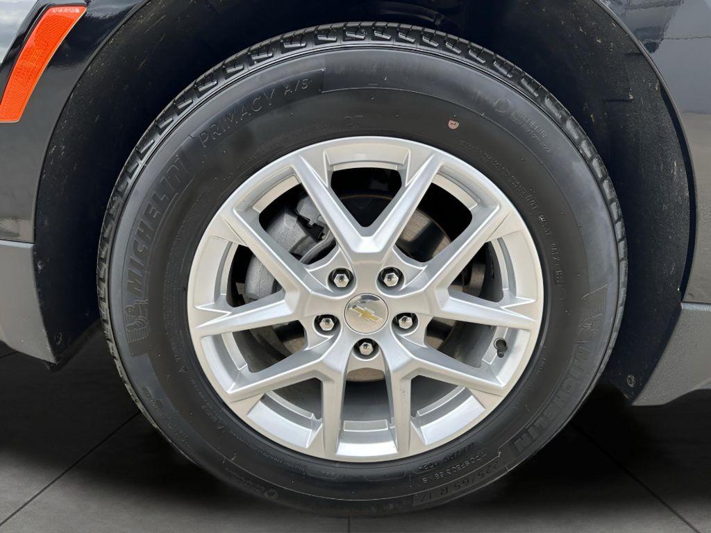 used 2022 Chevrolet Equinox car, priced at $22,848