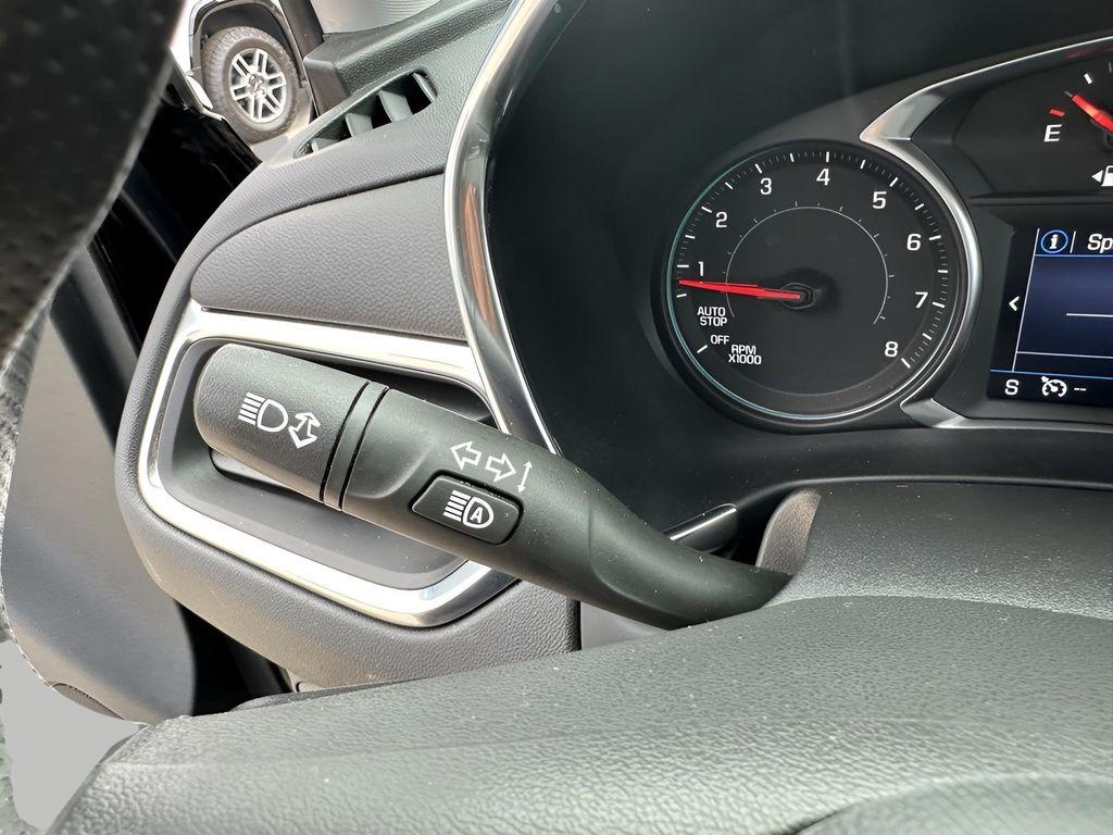 used 2022 Chevrolet Equinox car, priced at $22,848