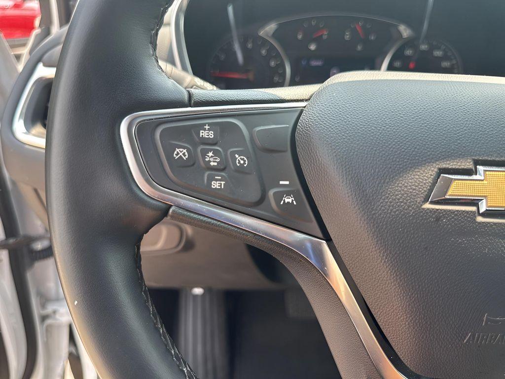 used 2024 Chevrolet Equinox car, priced at $25,704