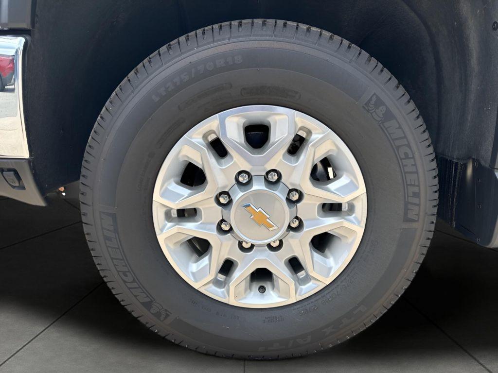 new 2025 Chevrolet Silverado 3500 car, priced at $65,674