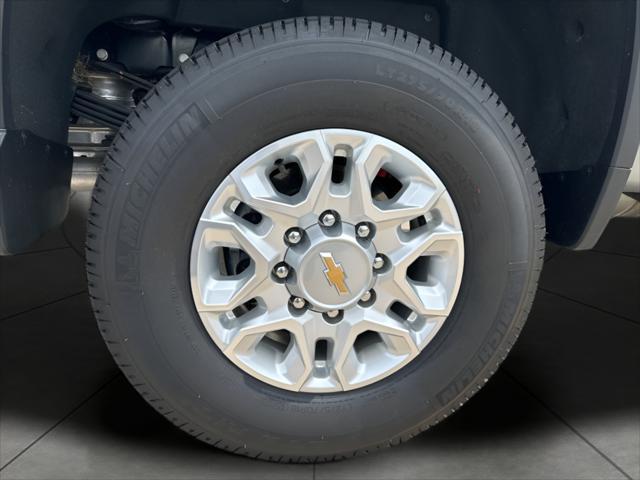 new 2025 Chevrolet Silverado 3500 car, priced at $65,424