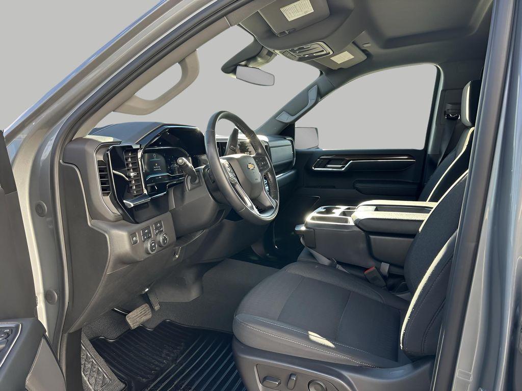 used 2024 Chevrolet Silverado 1500 car, priced at $41,872