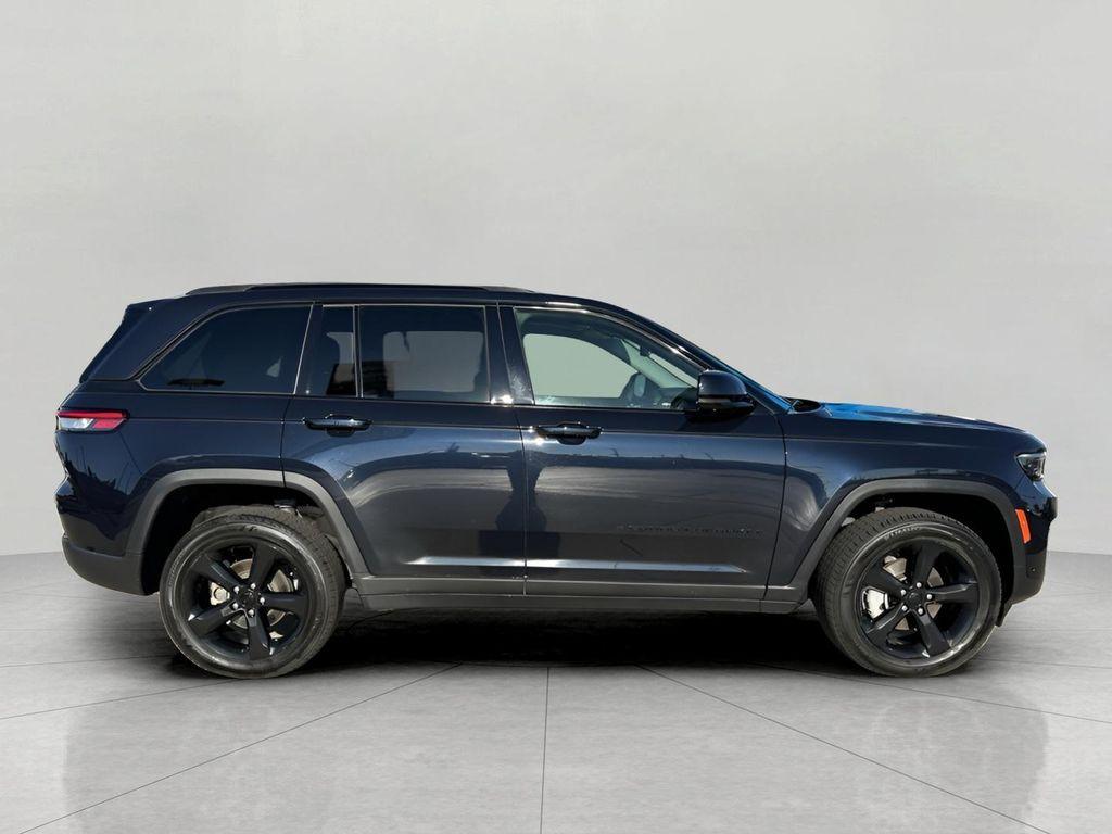 used 2024 Jeep Grand Cherokee car, priced at $34,230