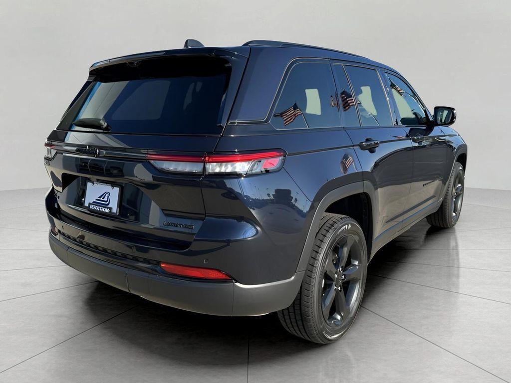 used 2024 Jeep Grand Cherokee car, priced at $34,230